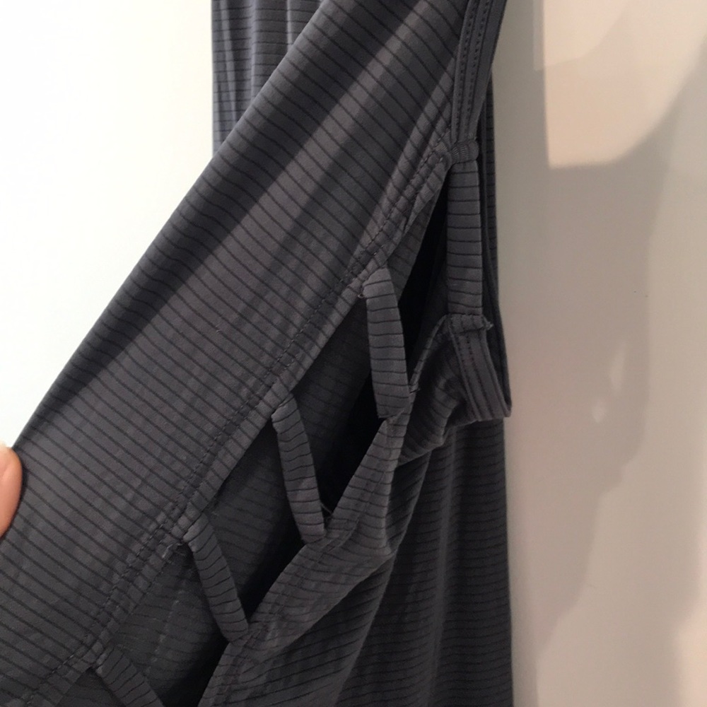 BEYOND YOGA Racerback Slit Tank - Picture 5 of 6